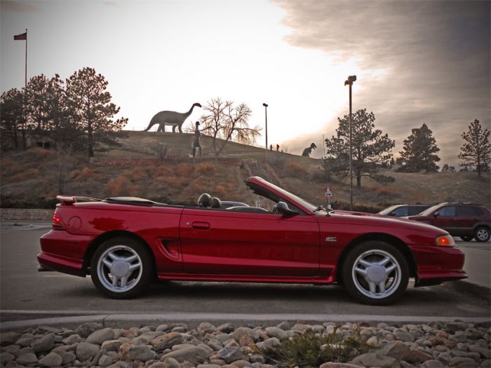 5 интересни неща за V8 Mustang кабриолет